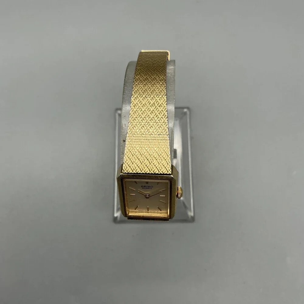 Vintage Seiko Womens Watch 17mm Champagne Dial Gold Tone 5420-5390 New Battery